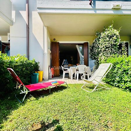 Perseo Apartment - 200M Dal Lago Di Garda Сирмионе Экстерьер фото