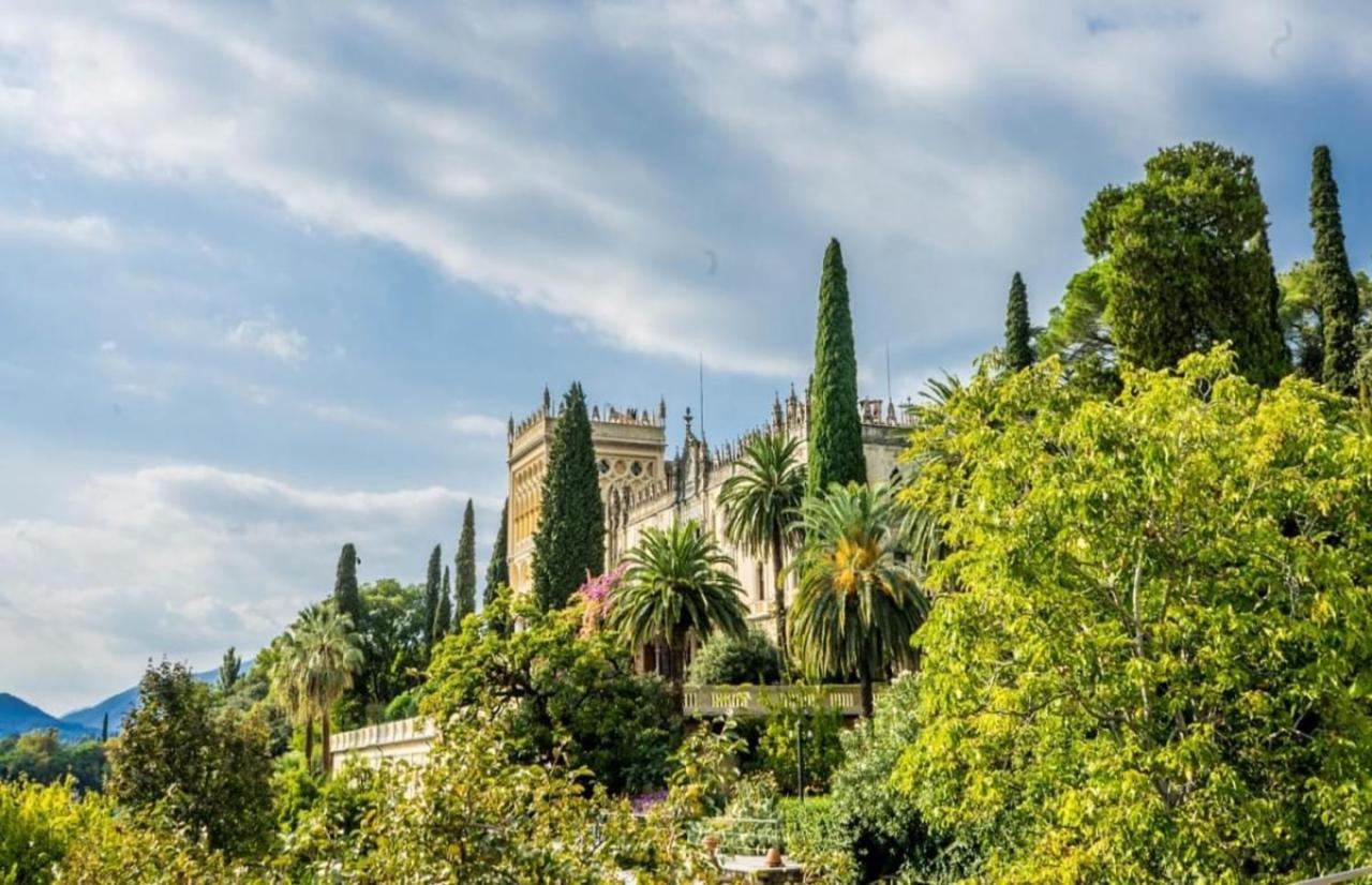 Perseo Apartment - 200M Dal Lago Di Garda Сирмионе Экстерьер фото