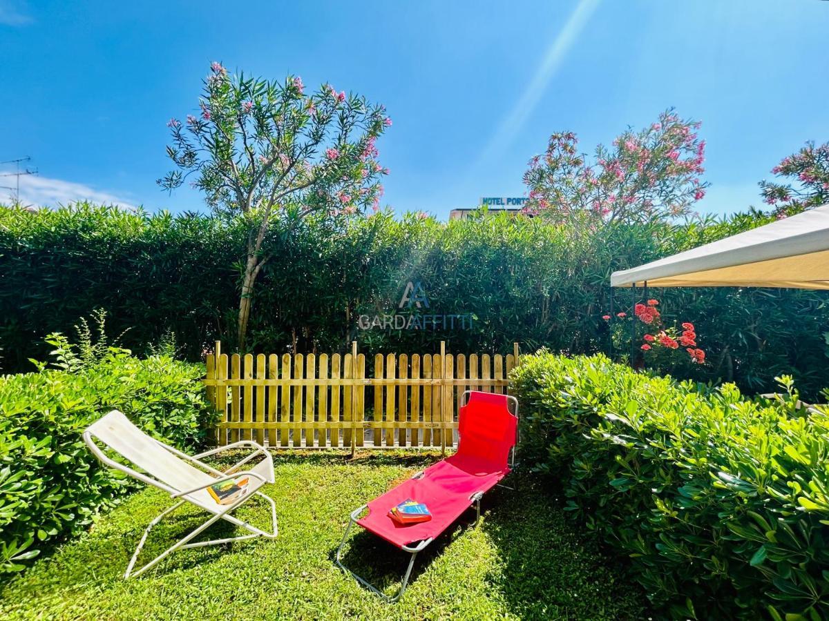 Perseo Apartment - 200M Dal Lago Di Garda Сирмионе Экстерьер фото