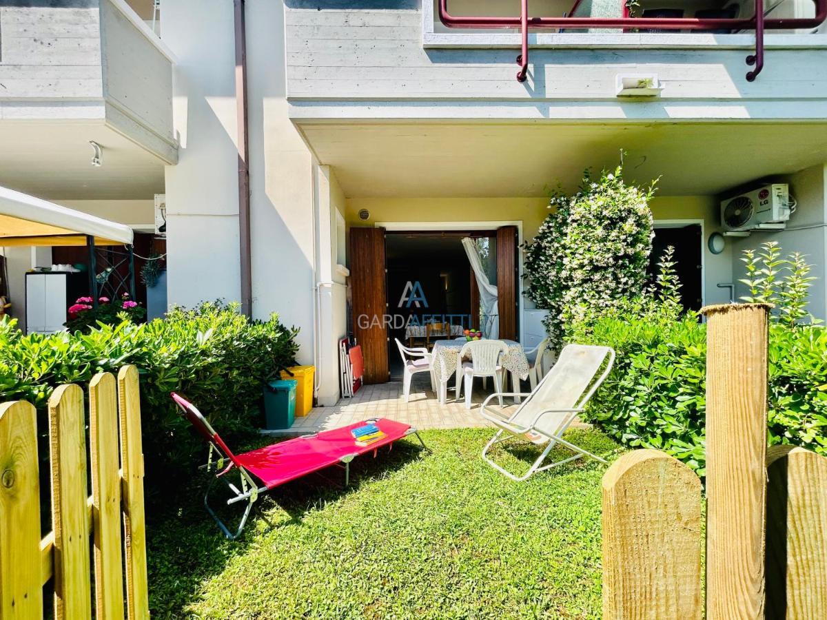 Perseo Apartment - 200M Dal Lago Di Garda Сирмионе Экстерьер фото